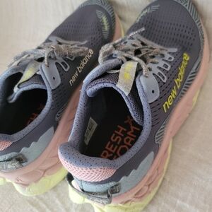 New Balance Fresh Foam X More Trail v3 Arctic Grey Orb Pink Athletic Sneakers